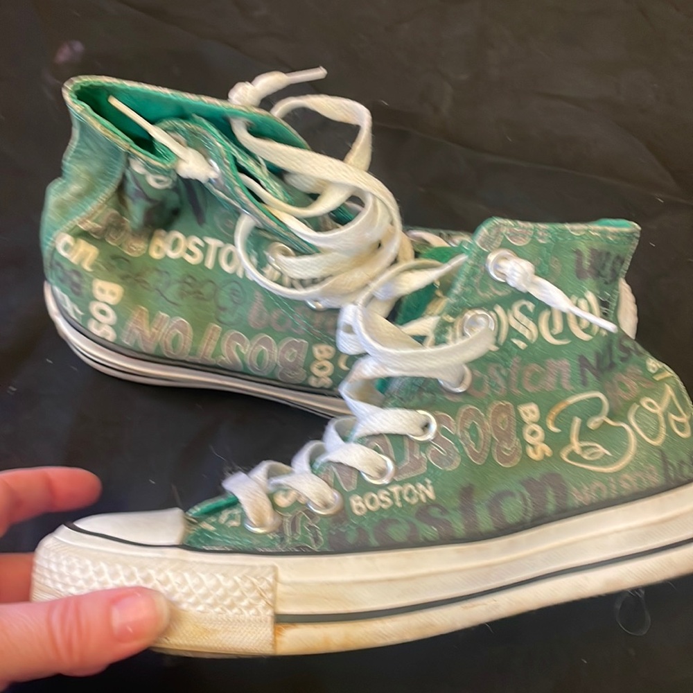 - Converse Chuck Taylor Sneakers! Size 5